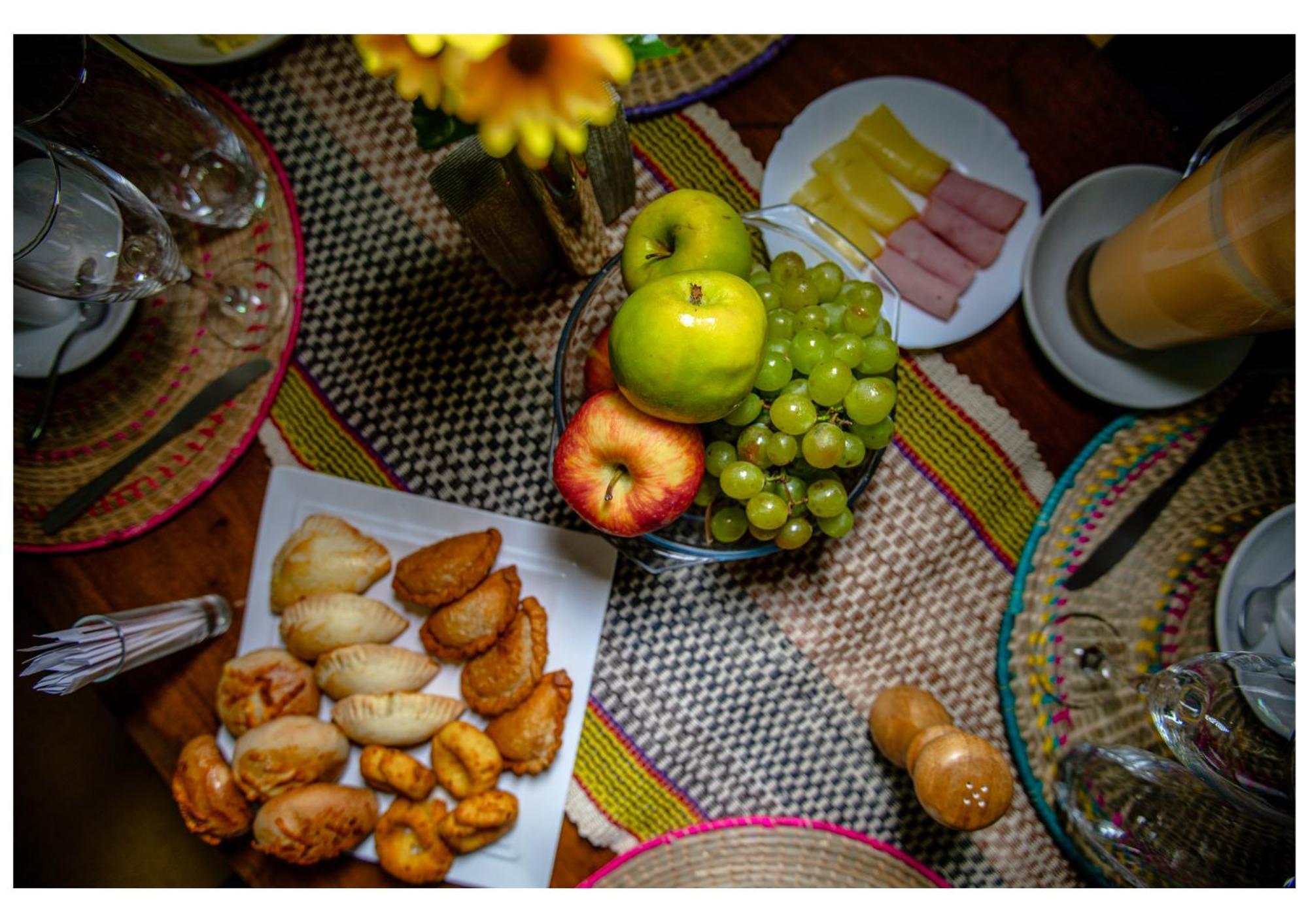 Hotel Boutique El Rancho Olivo Villamontes ภายนอก รูปภาพ