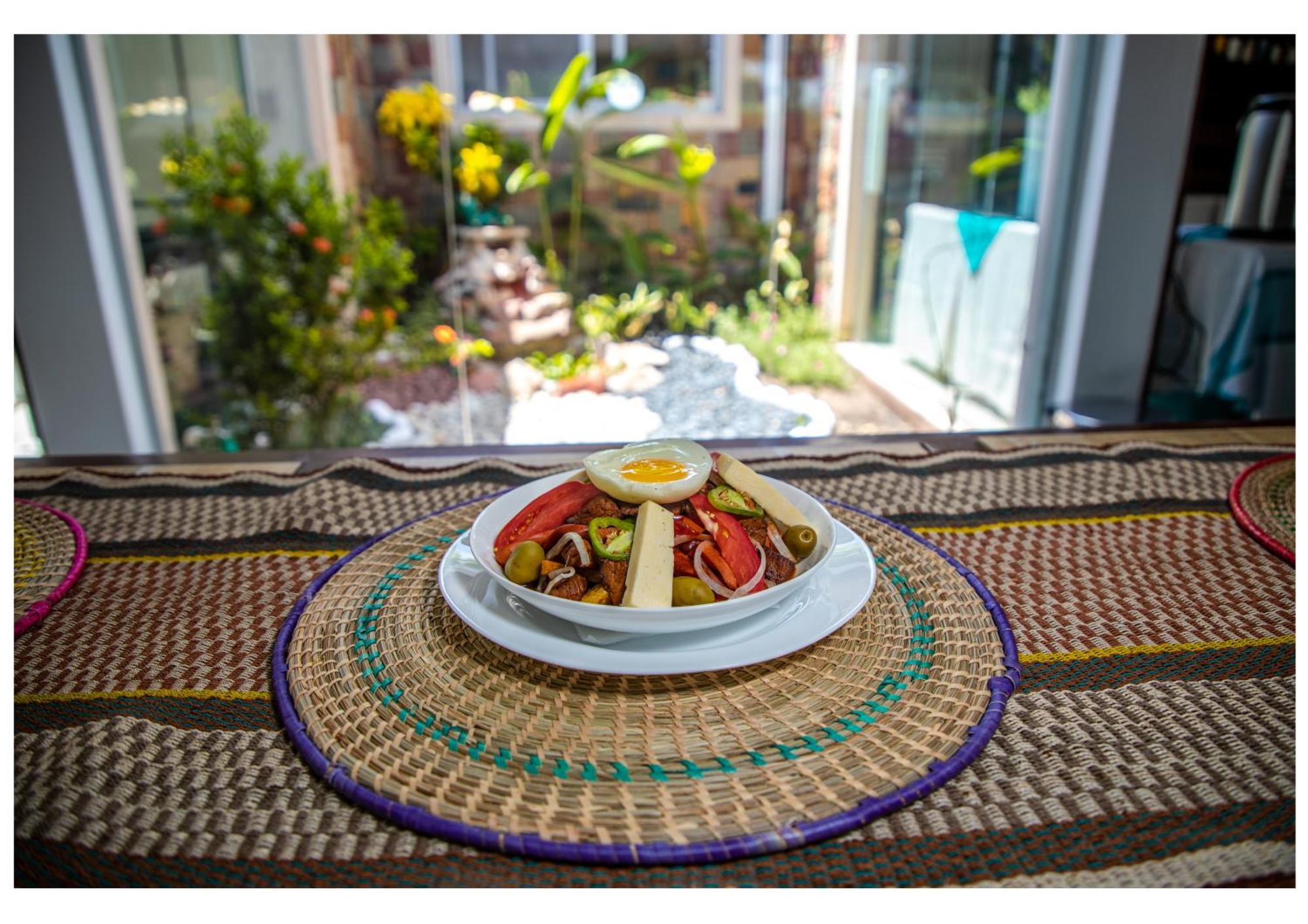 Hotel Boutique El Rancho Olivo Villamontes ภายนอก รูปภาพ