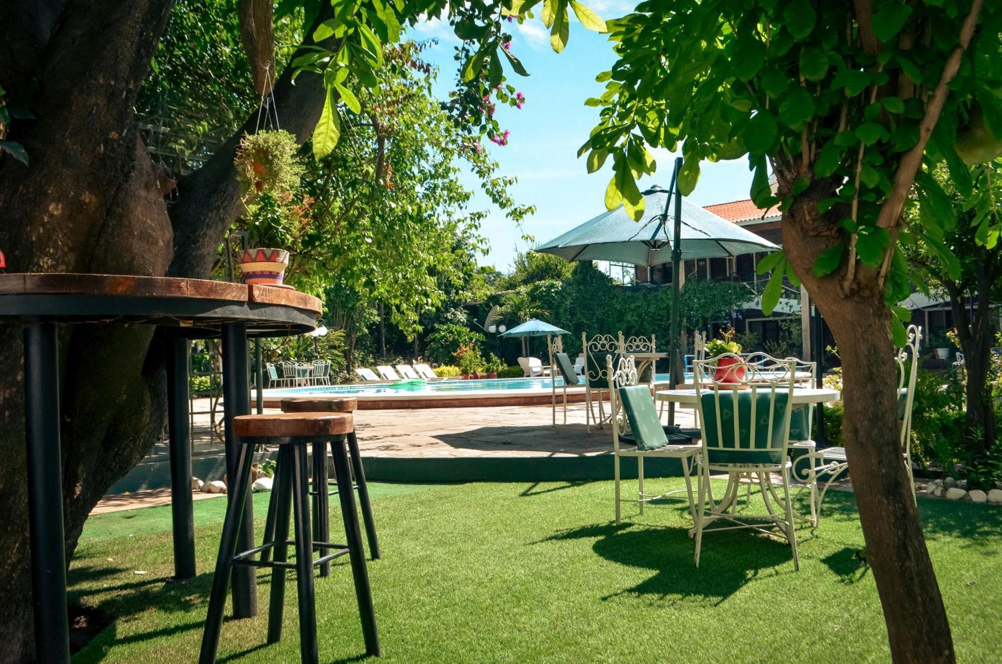 Hotel Boutique El Rancho Olivo Villamontes ภายนอก รูปภาพ